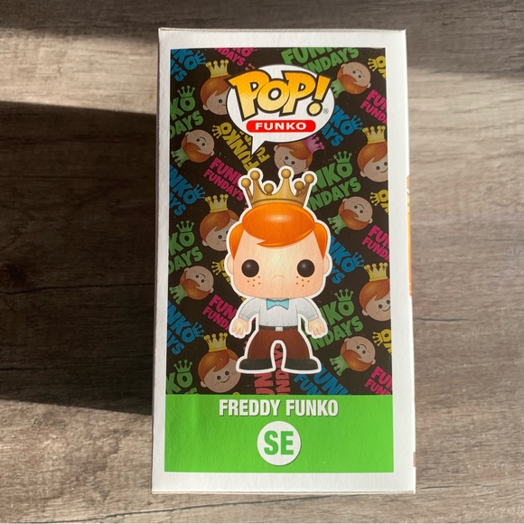 Freddy Funko blue chrome - Picture 4 of 8